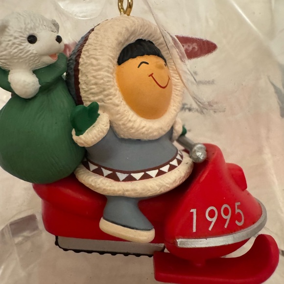 Hallmark Other - Keepsake Hallmark Ornament Frosty Friends 1995